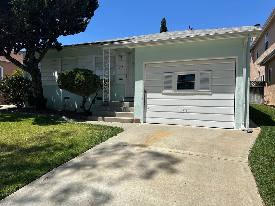 409 W Ellis Ave in Inglewood, CA - Building Photo