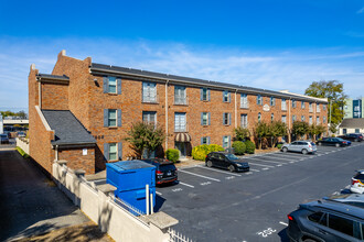 State House Condominiums in Nashville, TN - Building Photo - Building Photo