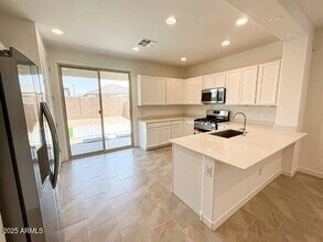 4439 N 94th Dr in Phoenix, AZ - Building Photo - Building Photo