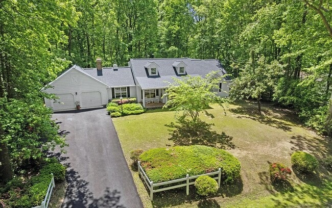 7140 Persimmon Ln in Owings, MD - Building Photo - Building Photo