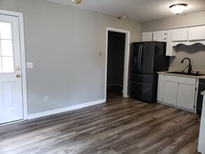 664 Demere Street in Hinesville, GA - Building Photo - Building Photo
