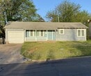 3512 Woodside Dr