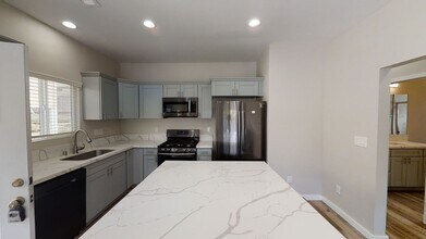 4812 Campanile Dr in San Diego, CA - Building Photo - Building Photo