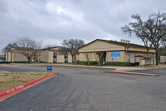 Bel Air Place in Lancaster, TX - Building Photo - Building Photo