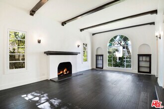 918 N Genesee Ave in West Hollywood, CA - Building Photo - Building Photo
