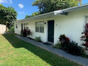 101 NW 56th Ct in Fort Lauderdale, FL - Building Photo - Building Photo