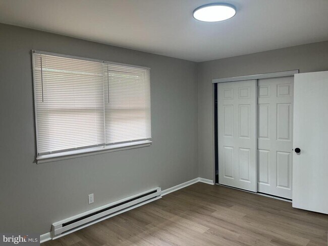 319 Columbia Ave in Stratford, NJ - Building Photo - Building Photo