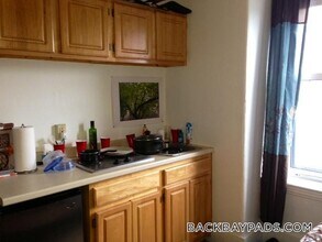 405 Beacon St in Boston, MA - Building Photo - Building Photo