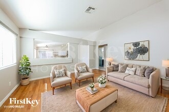 3035 W Melinda Ln in Phoenix, AZ - Building Photo - Building Photo