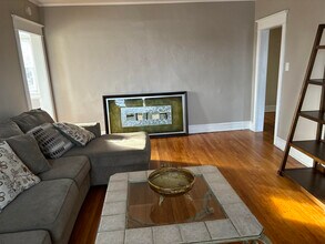 520 Cinnaminson Ave, Unit Apartment A in Palmyra, NJ - Foto de edificio - Building Photo