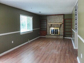 7700 Corley Dr in North Charleston, SC - Building Photo - Building Photo