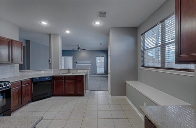 4018 Old Pine Grove Dr