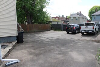 78 Homer St, Unit Apt 1 in Binghamton, NY - Foto de edificio - Building Photo
