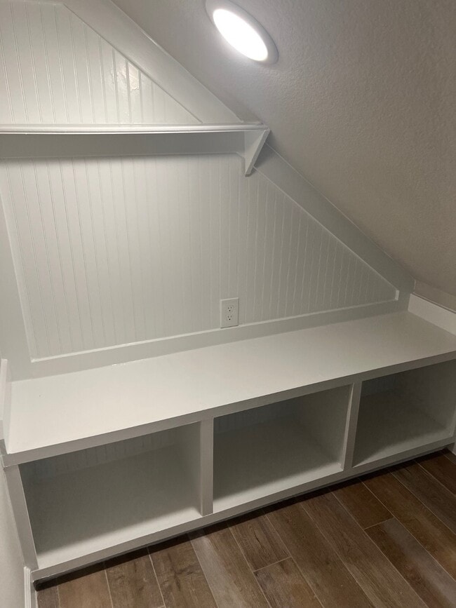 property at 3316 Vine Ter Trce