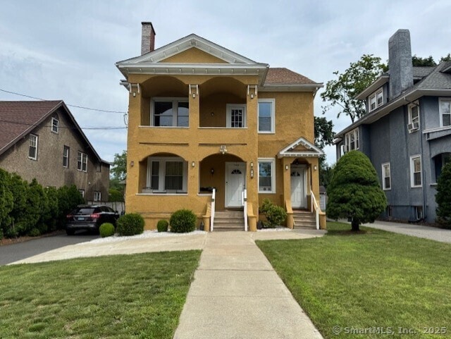 property at 760 Farmington Ave