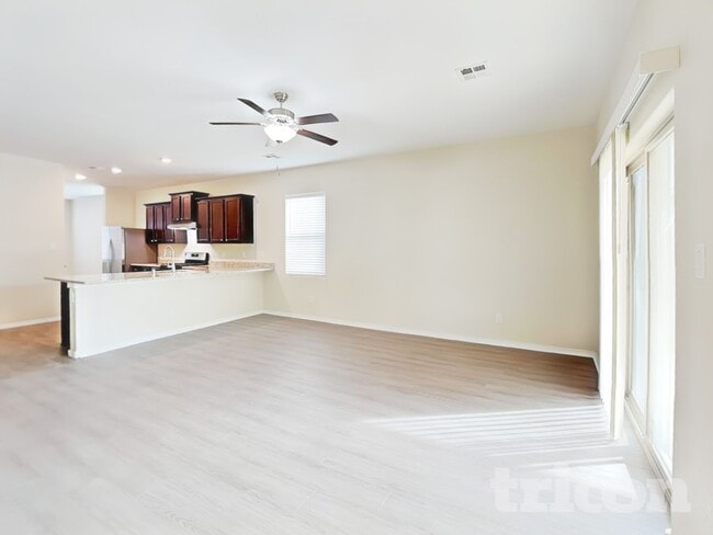 3715 Buffalo Trail Rd NE in Rio Rancho, NM - Building Photo - Building Photo