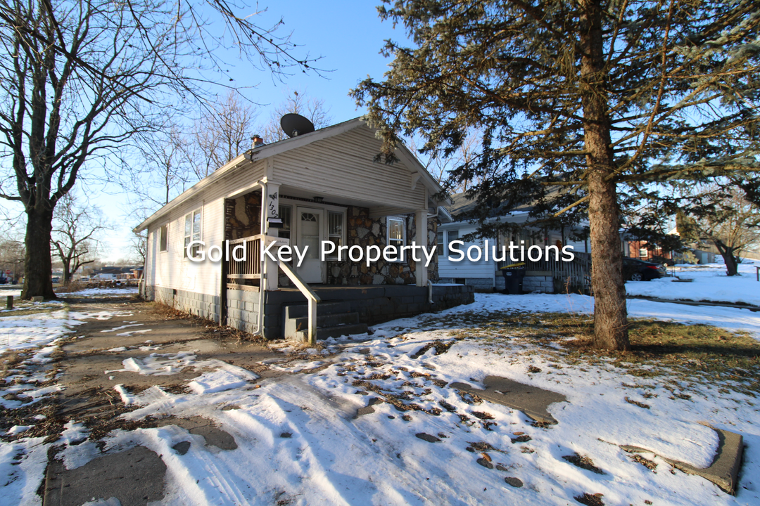 1307 W 13th St in Anderson, IN - Building Photo