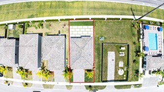 715 SE 17th Ave in Homestead, FL - Building Photo