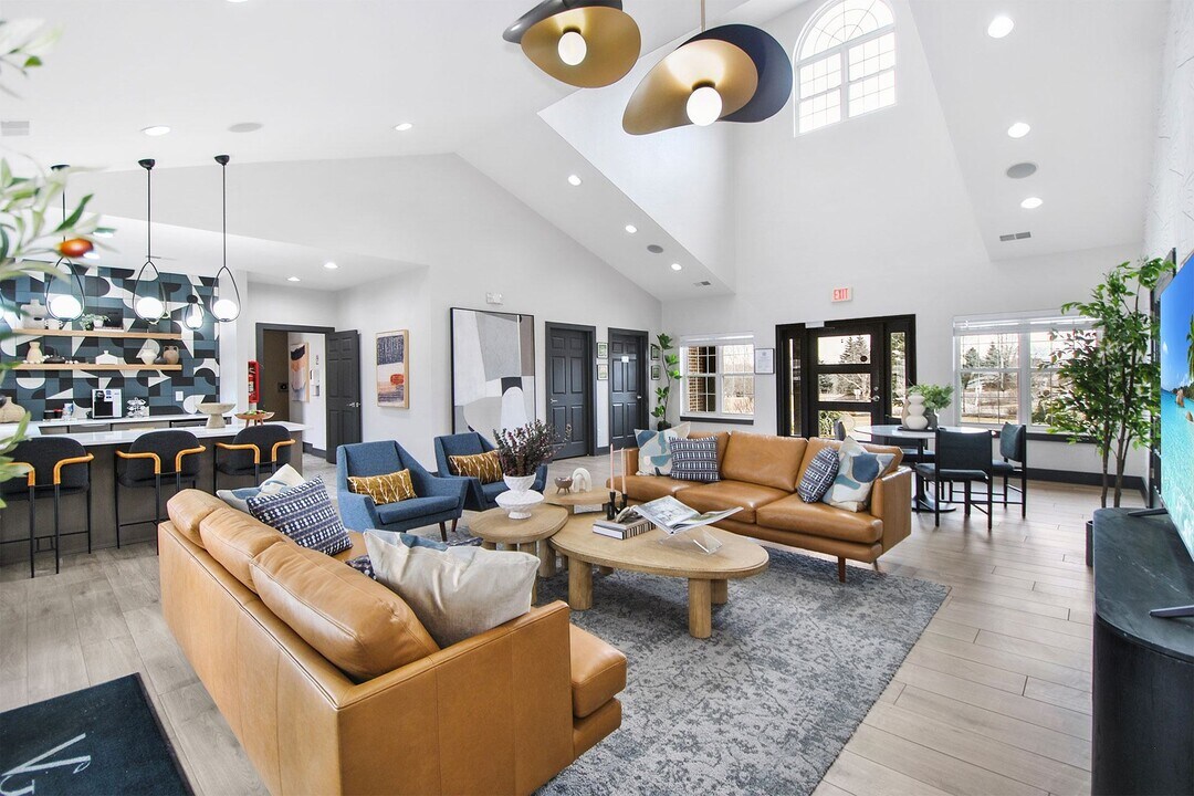 The Glens at Rolling Ridge in Howell, MI - Foto de edificio