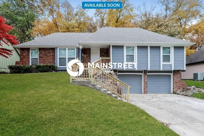 517 N Clayview Dr in Liberty, MO - Building Photo