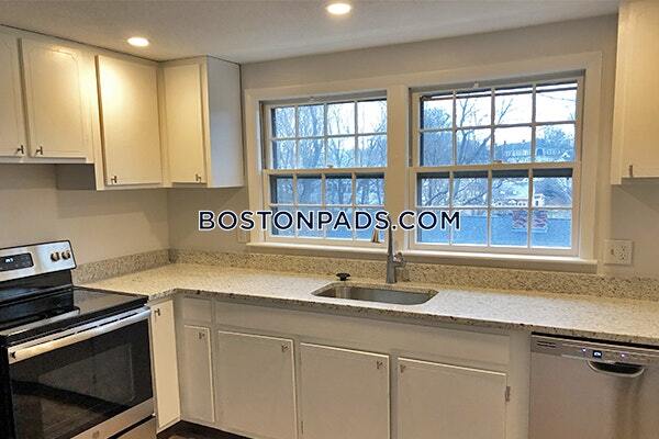 40 Stone St-Unit -R5 in Beverly, MA - Building Photo