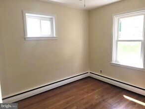 2747 Cedarhurst Rd in Finksburg, MD - Building Photo - Building Photo
