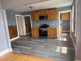 157 Vernon St in Worcester, MA - Building Photo