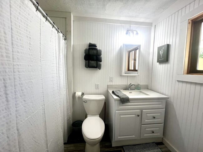 1457 NY-30 in Wells, NY - Building Photo - Building Photo