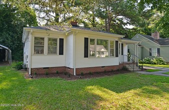 114 N Eastern St in Greenville, NC - Building Photo - Building Photo