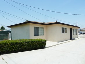 12223 Magnolia St in El Monte, CA - Building Photo - Building Photo