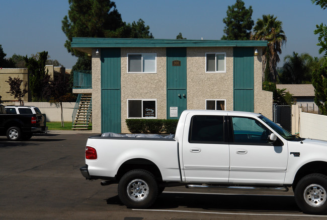 Sunshine Terrace in El Cajon, CA - Building Photo - Building Photo