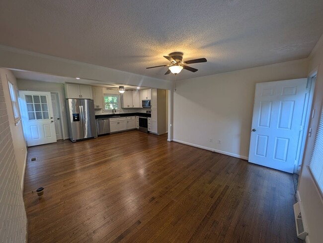 747 Phelps and Workman Rd in Mebane, NC - Building Photo - Building Photo