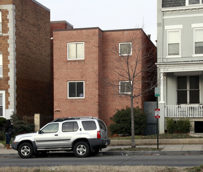 3656 New Hampshire Ave NW in Washington, DC - Building Photo - Building Photo