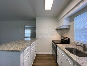 5236 Davisson Ave in Orlando, FL - Building Photo - Building Photo