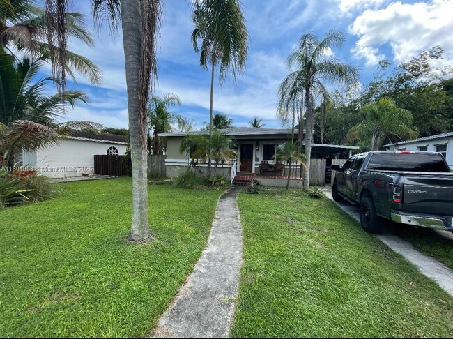 property at 2530 Fillmore St