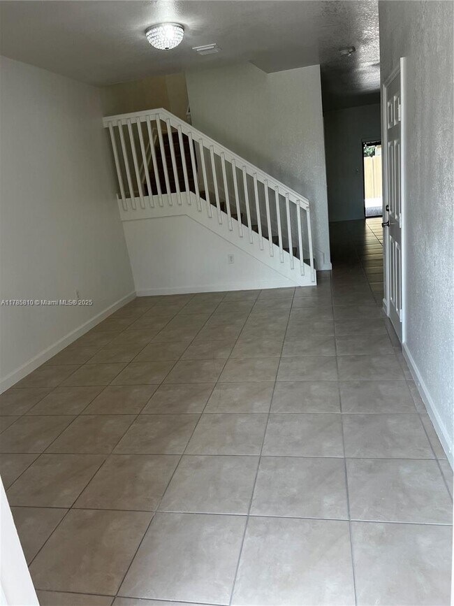 152 SE 37th Ter in Homestead, FL - Building Photo - Building Photo