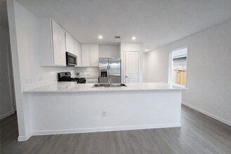 14868 N Ascot Bnd Cir in Conroe, TX - Building Photo - Building Photo