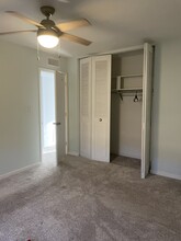115 E Colonial Ct, Unit C in Indian Harbour Beach, FL - Building Photo - Building Photo