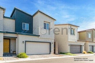 4118 Lunar Cyn Ave in North Las Vegas, NV - Building Photo - Building Photo