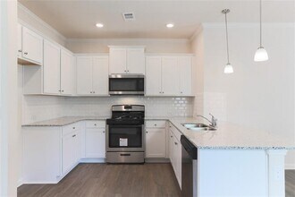 5698 Cricket Melody Ln in Flowery Branch, GA - Building Photo - Building Photo