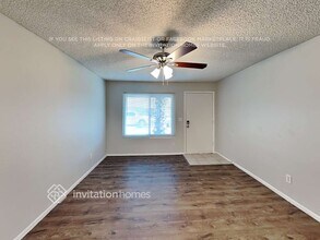 901 W Westchester Ave in Tempe, AZ - Building Photo - Building Photo