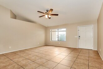 717 E Calle Chulo Rd in Goodyear, AZ - Building Photo - Building Photo