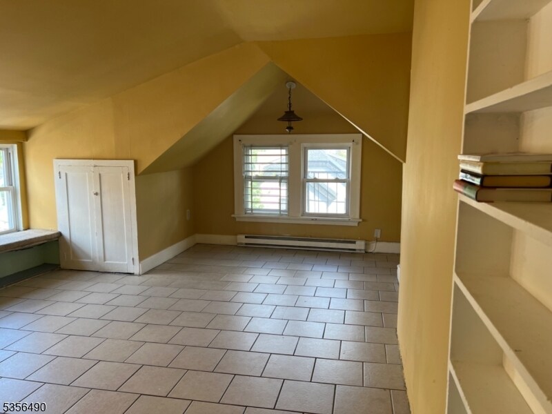 108 N Munn Ave in East Orange, NJ - Building Photo