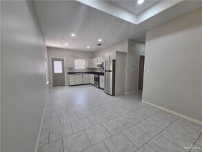 2009 Garden Ridge Dr in Edinburg, TX - Building Photo - Building Photo