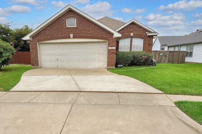 property at 3817 Seminole Ct