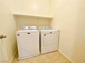 362 Espressivo St in Henderson, NV - Building Photo - Building Photo