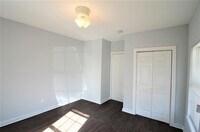 2211 Davis St photo'