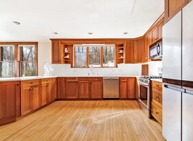 20 Lovewell Rd in Wellesley, MA - Building Photo