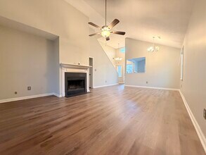 12951 Copperfield Ln in Madison, AL - Building Photo - Building Photo