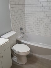 104 Prince Ave in Melbourne, FL - Foto de edificio - Building Photo